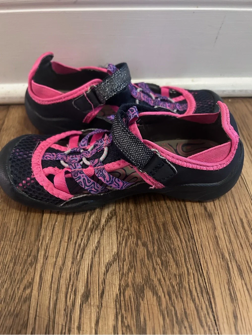 M.A.P. Niagara's Girls Sz 12 Navy & Pink Outdoor Fisherman's Sandals Water Shoes